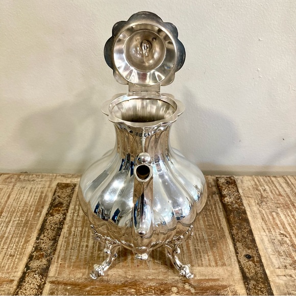 Vintage 1957 Reed & Barton Silver Plated Coffee Tea Pot #1795 Winthrop Pumpkin - Picture 3 of 15